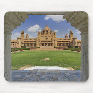 Achteraanzicht van Umaid Bhawan Palace hotel, Jodj Muismat