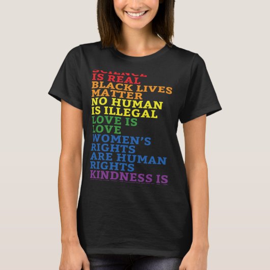 Achterafdrukknop: alles wat LGBTQ+ Pride 2 is T-shirt (Voorkant)