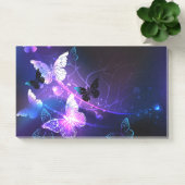 Achtergrond met nachtvliegen post-it® notes (Kantoor)