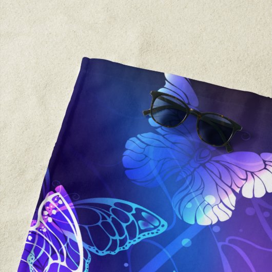 Achtergrond met nachtvliegen strandlaken (In situ)