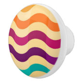 Achtergrond met strepen in retro 2 keramische knop (Rechts)