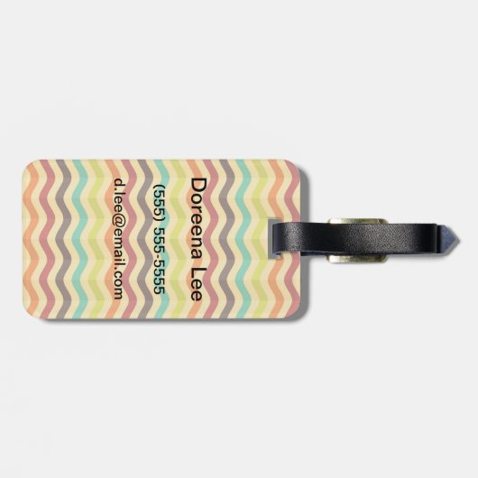 Achtergrond met strepen in retro 4 bagagelabel (Achterkant horizontaal)