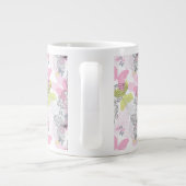 Achtergrond met vlinder grote koffiekop (Achterkant)