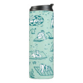 Achtergrond met zomerstrandmeisjes. Naadloze vlek Thermosbeker (Gedraaid links)