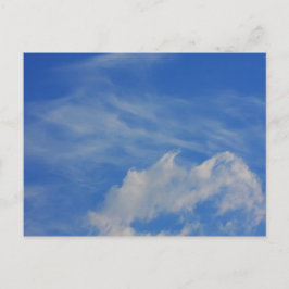 Achtergrond van de blauwe lucht. briefkaart