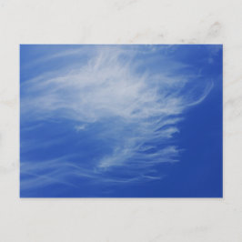 Achtergrond van de blauwe lucht. briefkaart