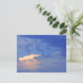 Achtergrond van de blauwe lucht. briefkaart (Staand voorkant)