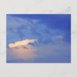 Achtergrond van de blauwe lucht. briefkaart