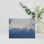 Achtergrond van de lucht met wolken. briefkaart (Staand voorkant)