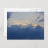 Achtergrond van de lucht met wolken. briefkaart (Voorkant / Achterkant)