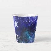 Achtergrond van de ruimte met sterren latte mok (Voorkant)