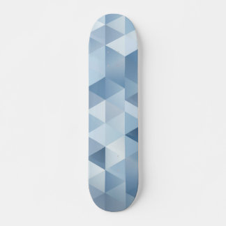 Achtergrond van driehoeken in blauw en grijs persoonlijk skateboard