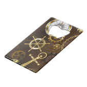 Achtergrond van hout met mechanische zeepaardjes creditkaart flessenopener (Voorkant Gekanteld)