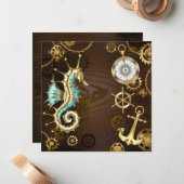 Achtergrond van hout met mechanische zeepaardjes notitiekaartje (Voorkant / Achterkant in situ)