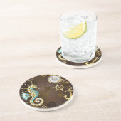 Achtergrond van hout met mechanische zeepaardjes zandsteen onderzetter (Zijkant)