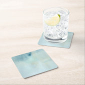 Achtergrond waterverf in pastelblauw en geel kartonnen onderzetters (Insitu)