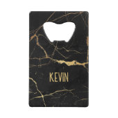 Achtergrond zwart-wit en goudfaux creditkaart flessenopener (Achterkant)