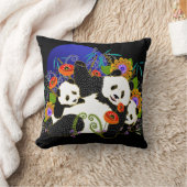 Achtergrondkleur van BINDI PANDAS-kussen voor het  Kussen (Deken)