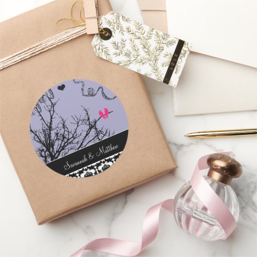  achtergrondkleur van het bruiloft van vogels kiez ronde sticker (Geschenken)