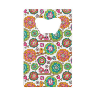 achtergrondpatroon van doodbloemen creditkaart flessenopener