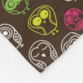 Achtergrondpatroon van kleurrijke uil fleece deken (Hoek)