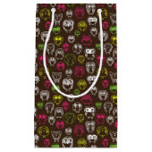 Achtergrondpatroon van kleurrijke uil klein cadeauzakje (Voorkant)