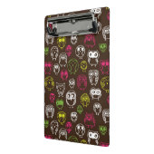 Achtergrondpatroon van kleurrijke uil mini klembord (Angled2)