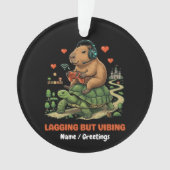 Achterlopend maar toch relaxed Funny Capybara & Tu Ornament (voorkant)