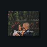 Achternaam of huwelijksdatum van de aangepaste fam canvas afdruk<br><div class="desc">Dit ontwerp drukte de Familienaam van de Douane of de Druk van het Canvas van de Datum van de Wedding die met jouw tekst kan worden aangepast. Klik op de knop "Aanpassen" en gebruik onze ontwerptool om deze sjabloon te wijzigen. Bekijk de grafische kunstontwerpopslag voor andere producten die bij dit...</div>