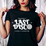 Achternaam Retro Silver 70s Bachelorette T-shirt<br><div class="desc">Laatste disco 70s stijl bachelorette party t-shirt. Shirt is voorzien van disco ball en zwart en zilver retro lettertype met tekst laatste disco. Klik op Aanpassen om uw namen en details toe te voegen of te bewerken in de ontwerptool voor verdere bewerking.</div>