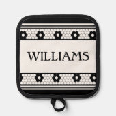 Achternaam Zwart-wit Tegel Design Custom Gift Pannenlap (Voorkant)