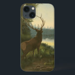 Achterste uitzicht van Elk die over een meer kijkt iPhone 13 Hoesje<br><div class="desc">Woon je ver van de natuur? Dit mooie en toch klassieke afbeelding wekt een indruk van rust en de kleuren van het elandschap zijn juist,  wat dit afbeelding zeer realistisch maakt. Haal deze natuur stijlvolle kunst op je favoriete producten!</div>