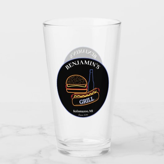 Achtertuin Grill met Burgers Hot Dogs Bier Glas (Voorkant)