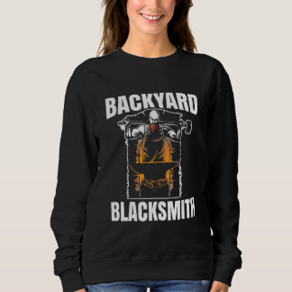 Achtertuin smid voor mes en smid trui