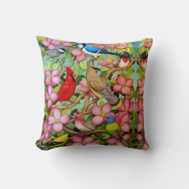 Achtertuin wilde vogels in Dogwood Pillow Kussen