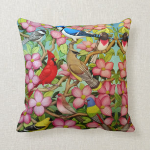 Achtertuin wilde vogels in Dogwood Pillow Kussen
