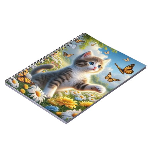 Achtervolging van vlinders kitten in bloementuin notitieboek (Linkerzijde)