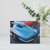 Achterzijde van een Classic Sky Blue Chevy Stingra Briefkaart (Staand voorkant)