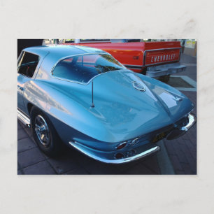 Achterzijde van een Classic Sky Blue Chevy Stingra Briefkaart