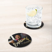 Achttien 18e verjaardag aangepaste fotoscript goud ronde kartonnen onderzetter (Insitu)