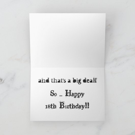 Achttien is een grote rode tekst op wit. kaart (Binnen)