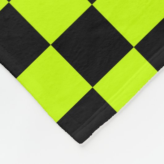 Acid green black checkerboard pattern fleece deken (Hoek)
