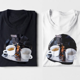 Acorn elf drink koffie recht van koffiezetapparaat t-shirt