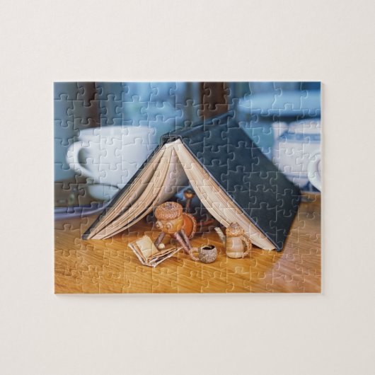 Acorn elf leest een boekpuzzel legpuzzel (Horizontaal)