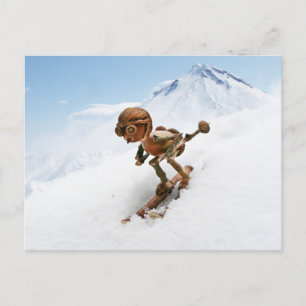 Acorn elf skiën op het sneeuwwinterbriefkaart briefkaart