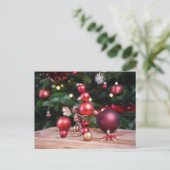 Acorn elf spelen met kerstversiering briefkaart (Staand voorkant)