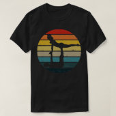 Acroyoga Silhouette op een zonnebank met drukweers T-shirt (Design voorkant)