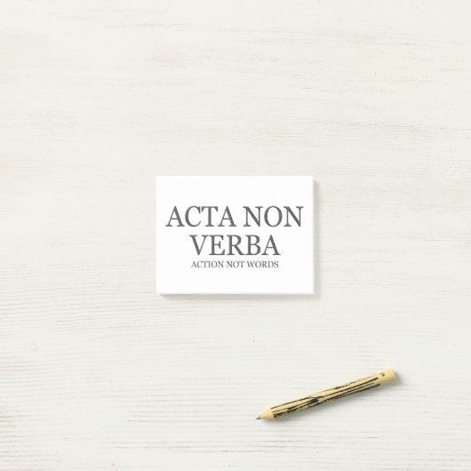 Actie niet woorden - donker post-it® notes (Op bureau)