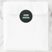 Acties worden beoordeeld ronde sticker (Tas)