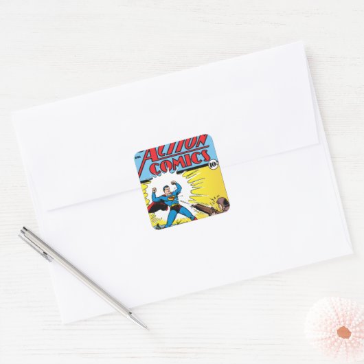 Action Comics #35 Vierkante Sticker (Envelop)